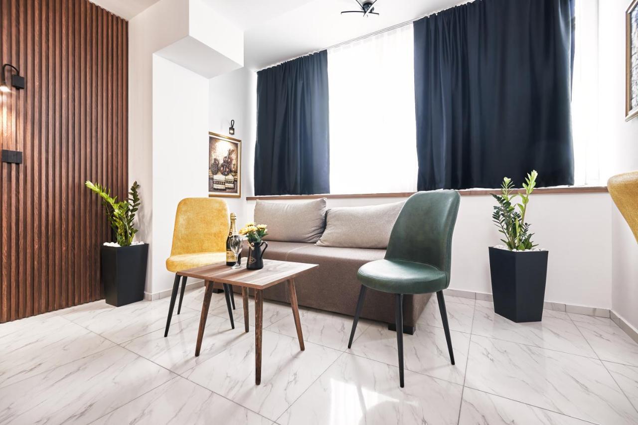 Mim Apartments Skopje Bagian luar foto
